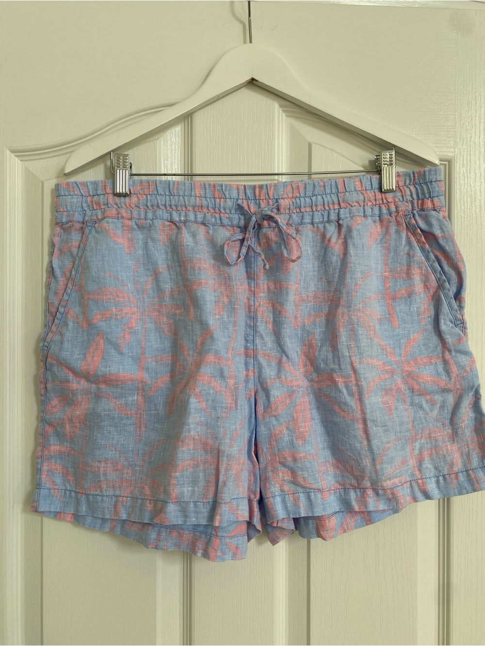 Tommy Bahama Blue & Pink Palm-Print Drawstring Bermuda Shorts 100% Linen